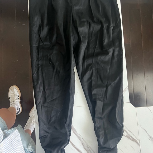 ALICE+OLIVIA Samuel pleat pant - Picture 4 of 11